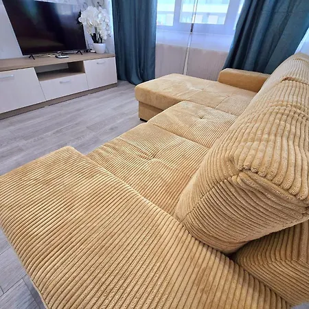Side Premium - Promenada Mamaia Nord La 5m De Plaja Restaurante Parking Năvodari