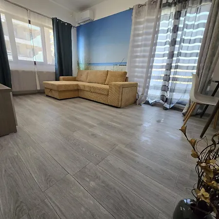 아파트 Side Premium - Promenada Mamaia Nord La 5m De Plaja Restaurante Parking *