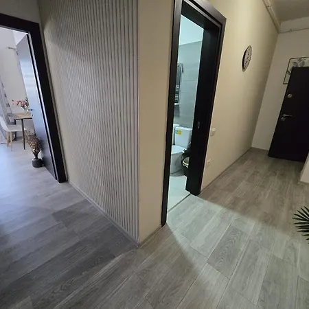 Side Premium - Promenada Mamaia Nord La 5m De Plaja Restaurante Parking Apartamento *