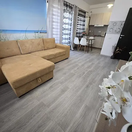 Side Premium - Promenada Mamaia Nord La 5m De Plaja Restaurante Parking Apartamento Năvodari